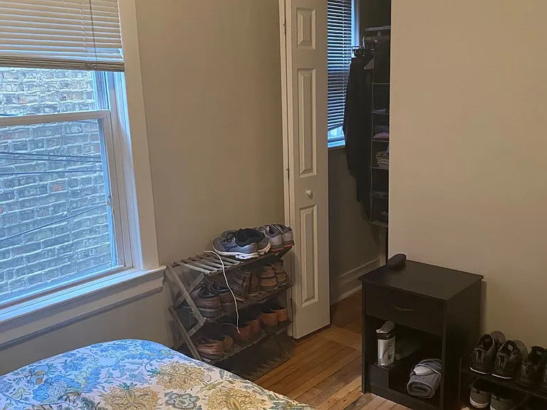1082 N Marshfield Ave #1R — Photo 17