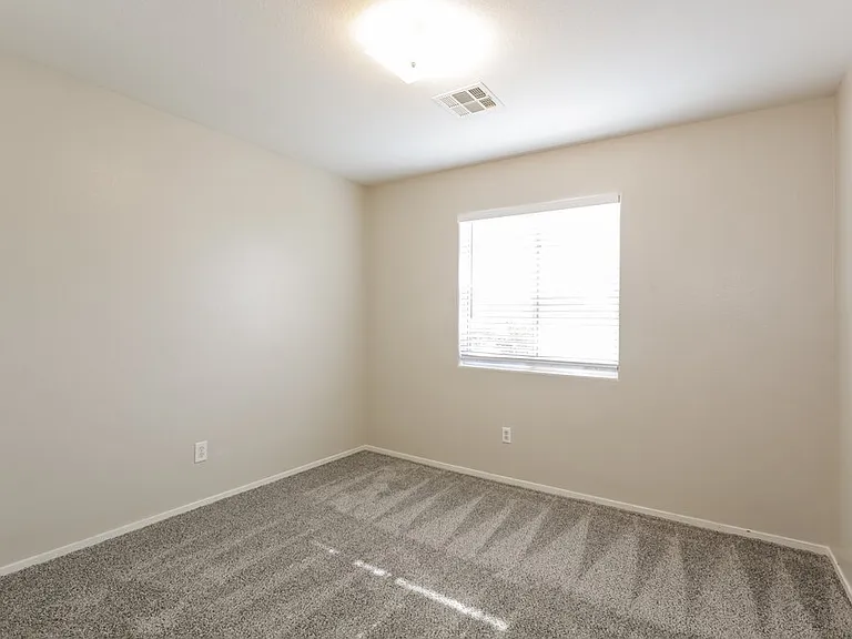 5420 Pepperpike Ave — Photo 11