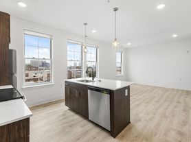 943 Washington Ave, Philadelphia, PA
