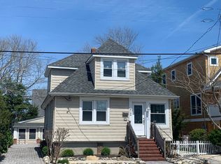 225 Pearl St, Beach Haven, NJ 08008