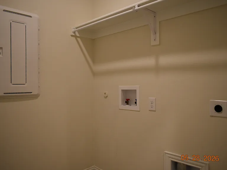 3321 Riverlawn Dr — Photo 11