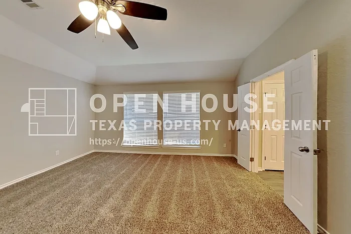 845 Royal Oak Ln — Photo 10