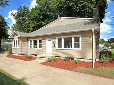 5811 Francis Ave, Des Moines, IA, 50322