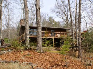 370 Kimberly Ln, Whittier, NC 28789
