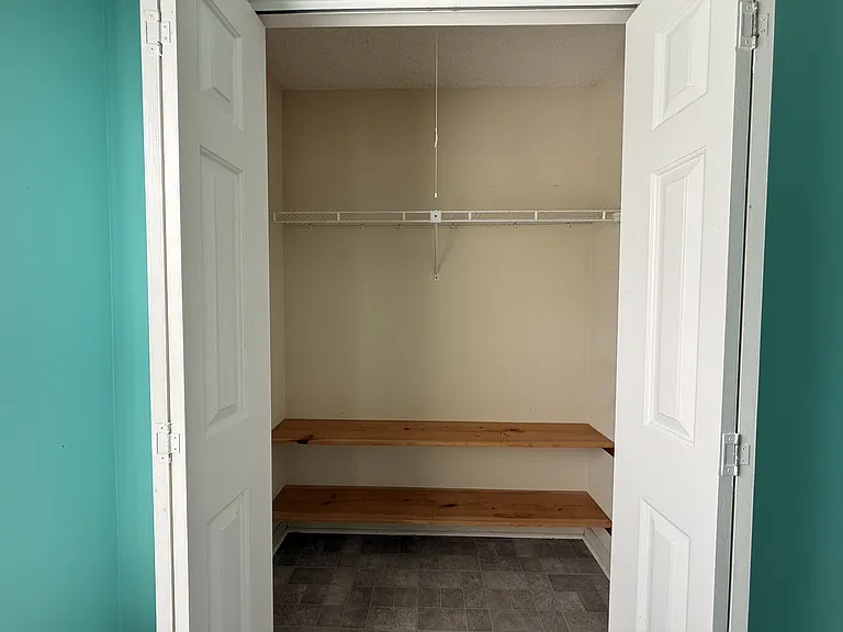 111 Old Post Ct — Photo 13