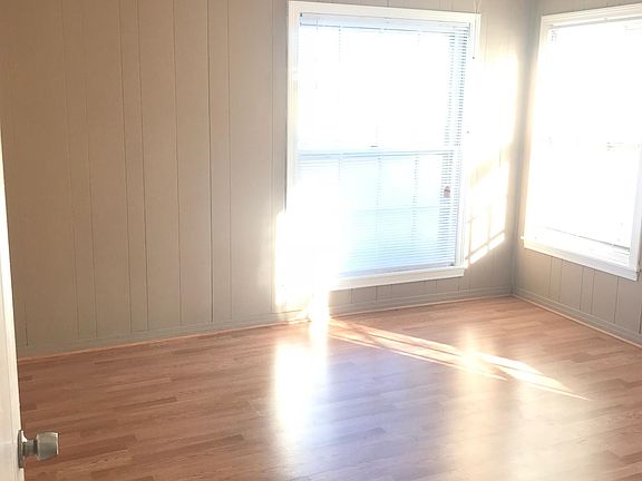 3rd image of 1634 Lillius St