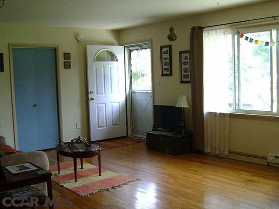 4th image of 140 Buckingham Dr