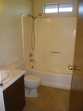 5th image of 1042-A Obispo St