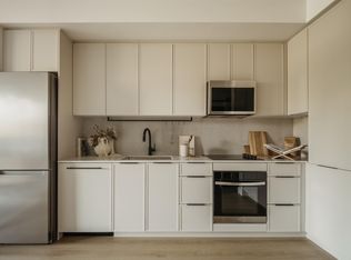3075 Murray St #212, Pt Moody, BC
