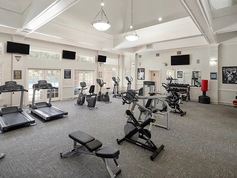 Sturbridge Commons — Photo 15