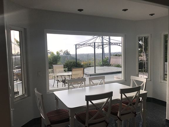4th image of 575 Parkside Dr