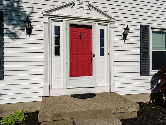 4th image of 6810 Fallen Oaks Dr