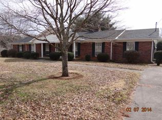 1501 Cardinal Dr, Morristown, TN 37814