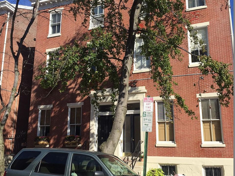 1st image of 1613 Green St #A