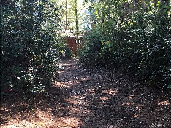 3rd image of 1901 NE Haven Way