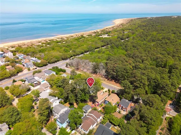 2255 Kendall St, Virginia Beach, VA 23451