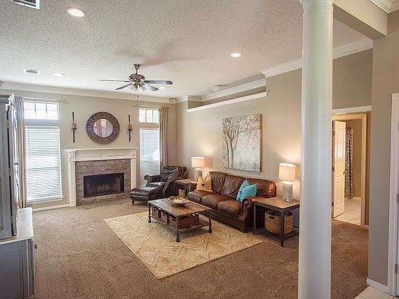 Living room 2