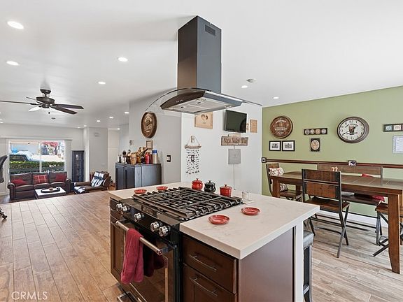 4th image of 1710 Grant Ave Unit 6