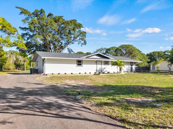 5912 Pinetree Drive, Fort Pierce, FL 34982