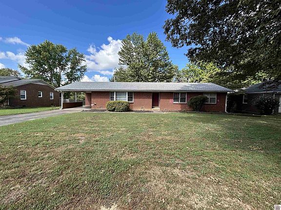 2nd image of 405 Fairlane Dr