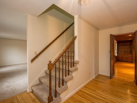 5th image of 3386 Pepperhill Rd
