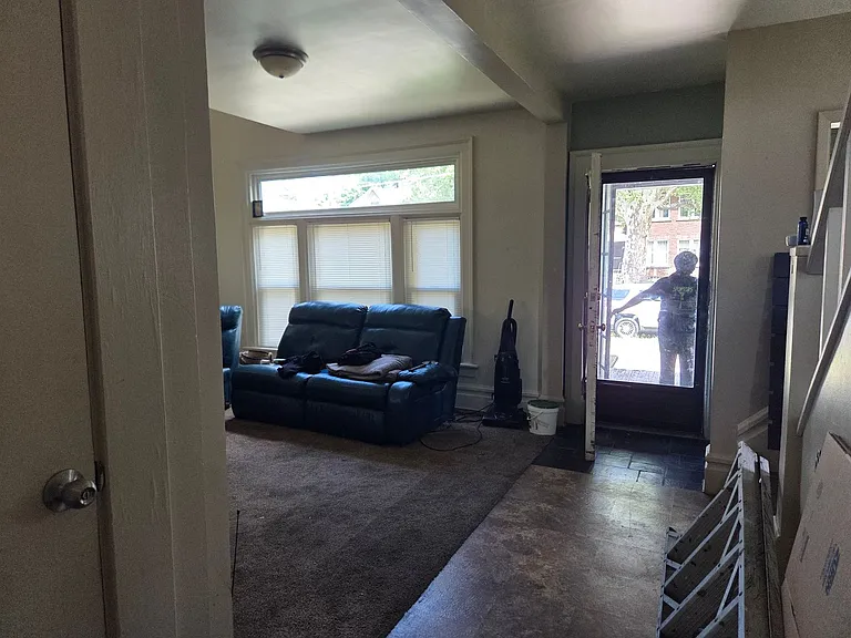 926 Liberty St — Photo 4