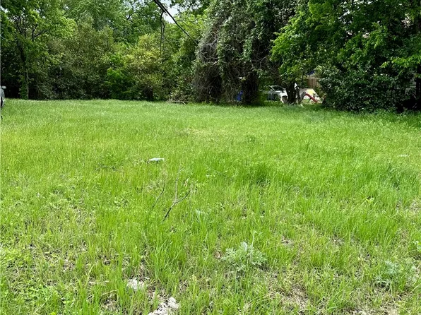 2104 Herring Ave, Waco, TX 76708
