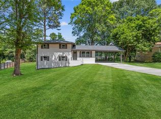 1614 Pine Cir, Lawrenceville, GA 30044