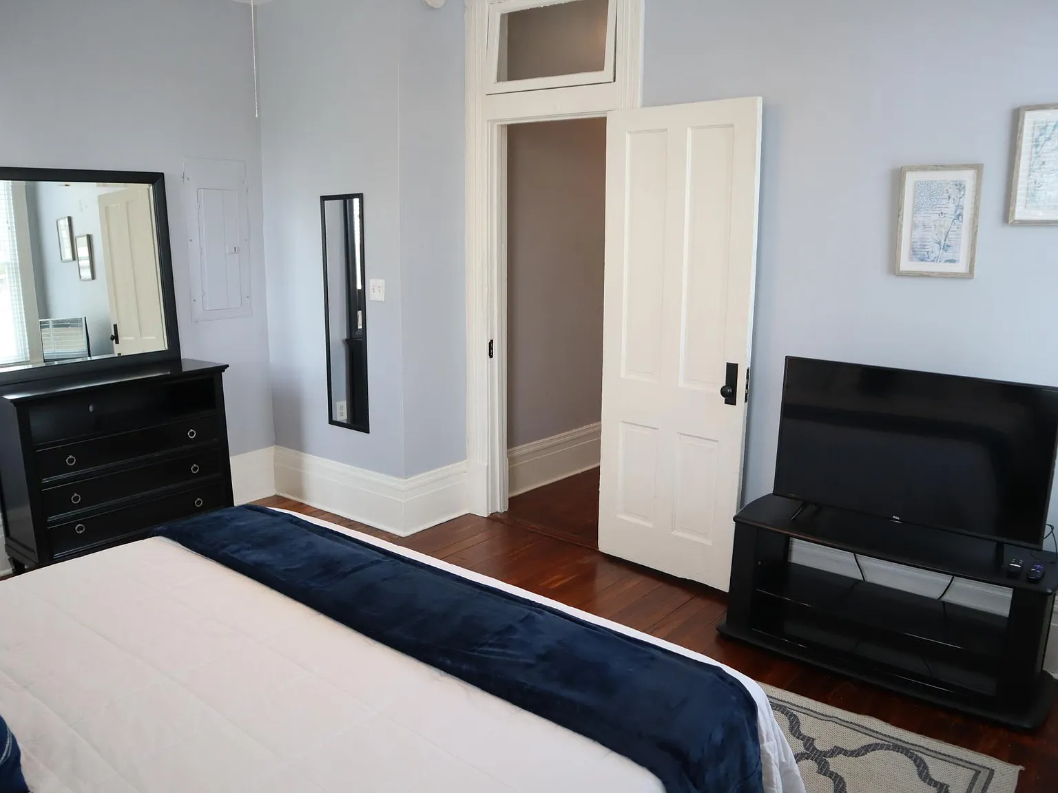 318 W Duffy St — Photo 3
