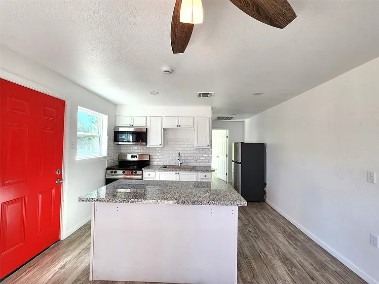 2706 Berry St #2706A — Photo 7