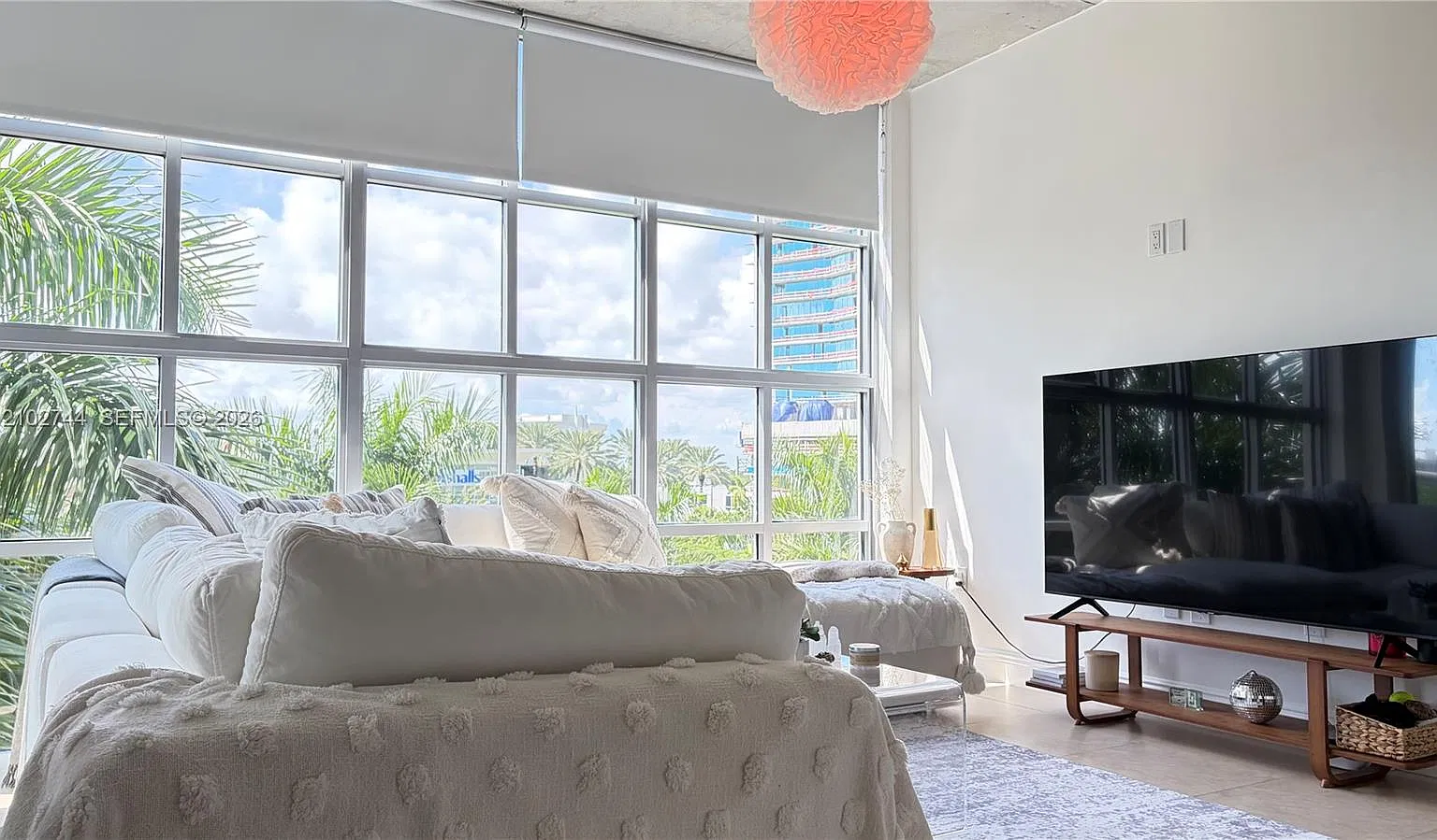 Two Midtown Miami Condo — Photo 3