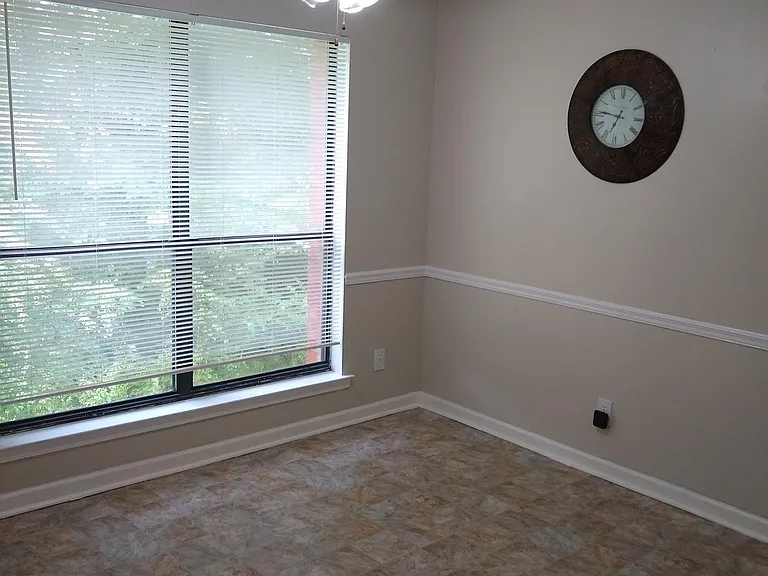 3037 Chase Ln — Photo 12