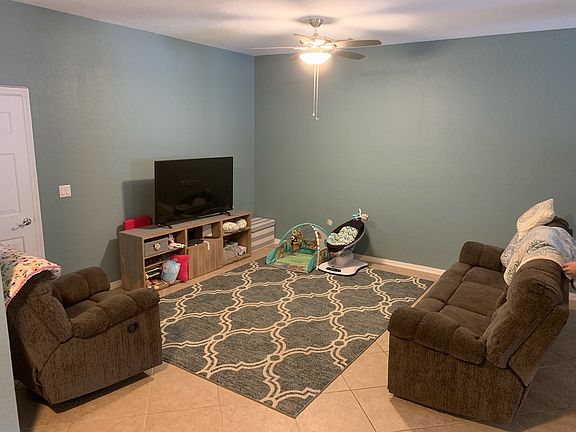 4th image of 5862 Hampton Hills Blvd