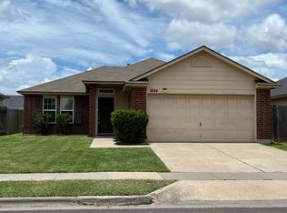 1024 Livermore St, Portland, TX 78374