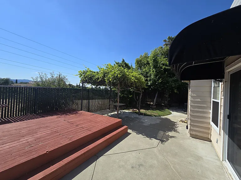 5128 Hereford Ct — Photo 14