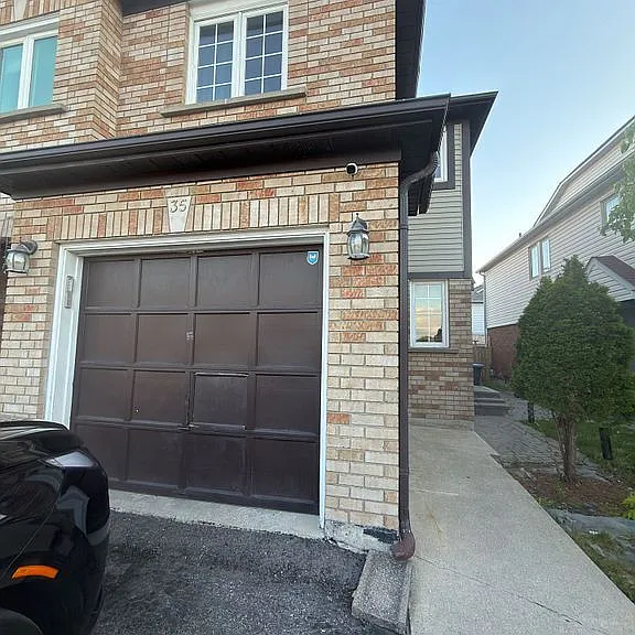35 Hickorybush Ave — Photo 1