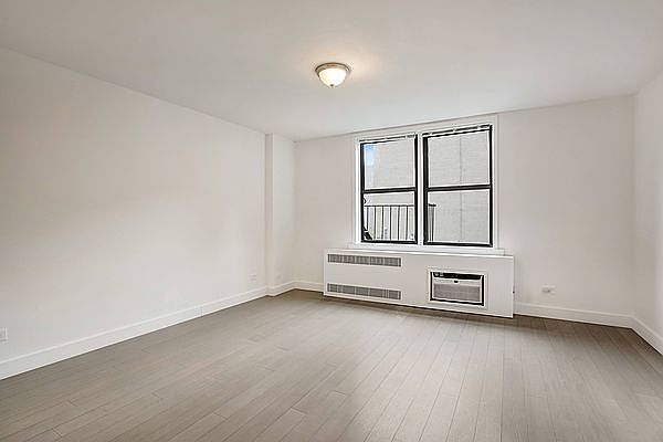 1st image of 530 2nd Ave APT 7F