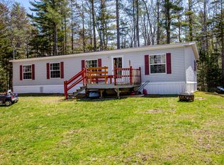 8 Valley Rd, Boothbay, ME 04537