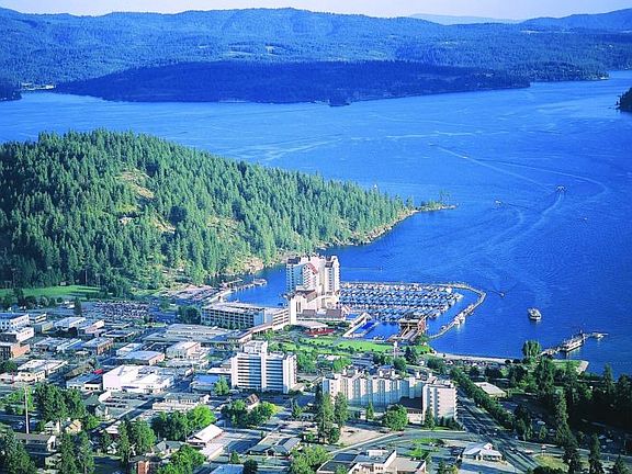 This house is located in the lower right corner of this pict