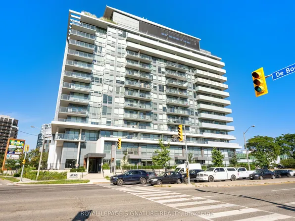 10 De Boers Dr E #710, Toronto, ON M3J 0L6
