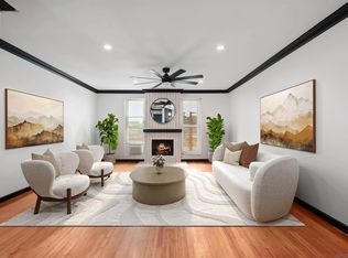 Complex, San Diego, CA 92110