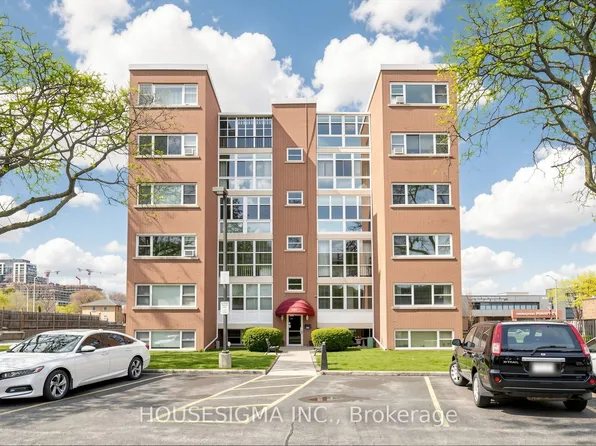 824 Brant St #9, Burlington, ON L7R 2J5