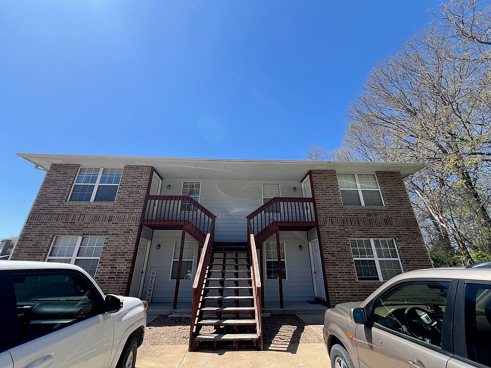 1st image of 1002 Juniper Ct APT D