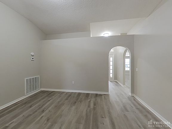 3rd image of 2636 Bluewave Dr
