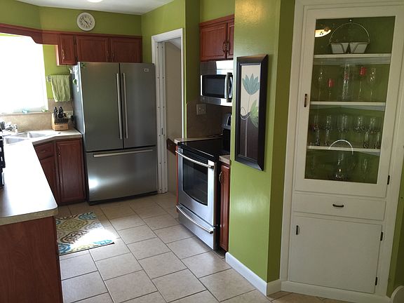 2nd image of 19129 Puritas Ave