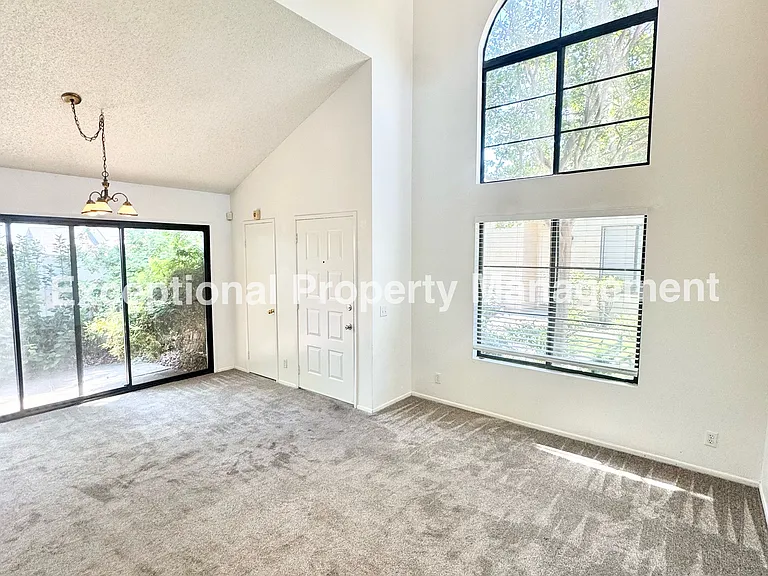 8577 Salina St — Photo 3