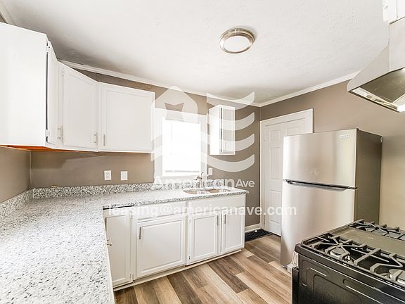 1764551_005_kitchen_12853938.jpg