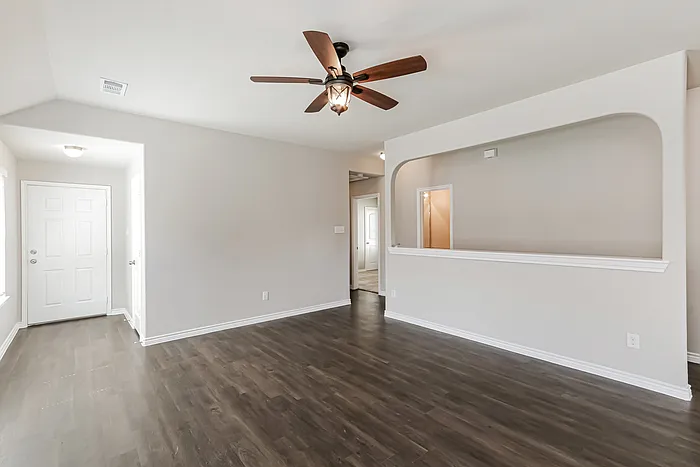 1415 Kinglet Dr — Photo 4