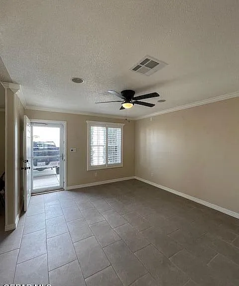 2260 Tierra Alegre Way — Photo 2