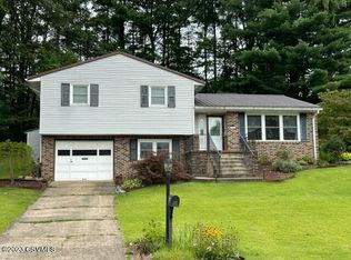 2089 Stetler Dr, Coal Township, PA 17866